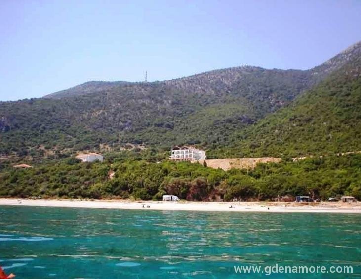 travlos-studios-poros-kefalonia-10