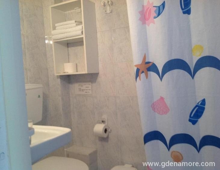travlos-studios-poros-kefalonia-2-bed-studio-mount