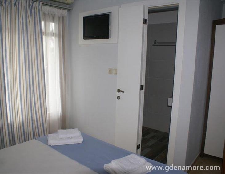 xenonas-nostos-rooms-ammouliani-athos-2-bed-room-n