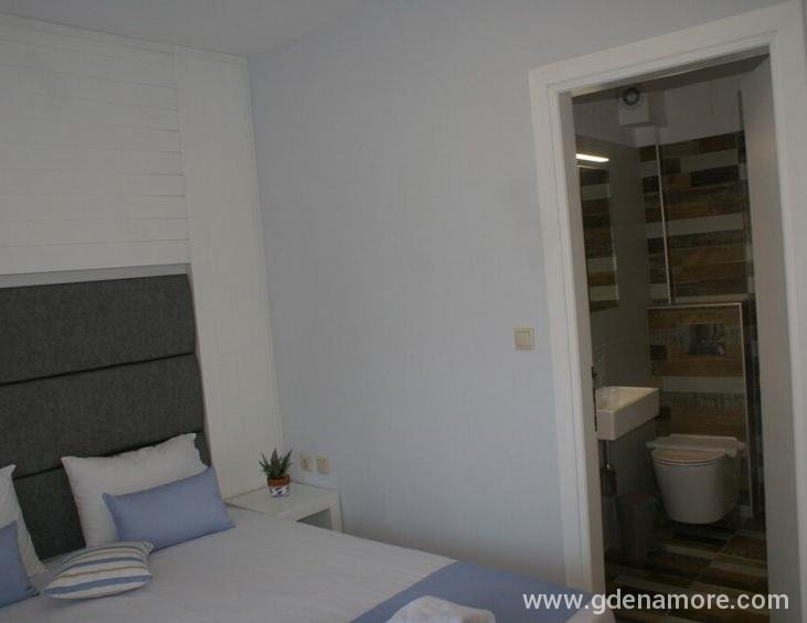 xenonas-nostos-rooms-ammouliani-athos-2-bed-room-n