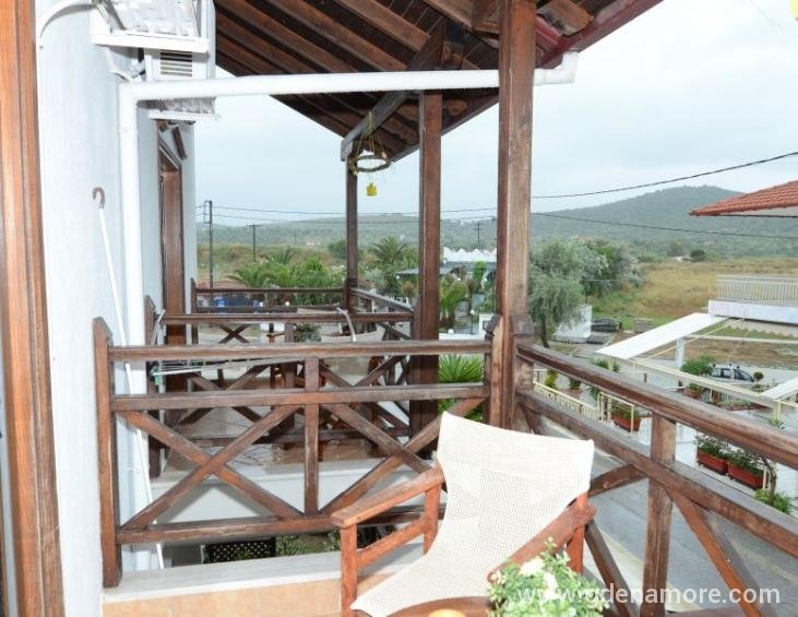 xenonas-nostos-rooms-ammouliani-athos-2-bed-room-n
