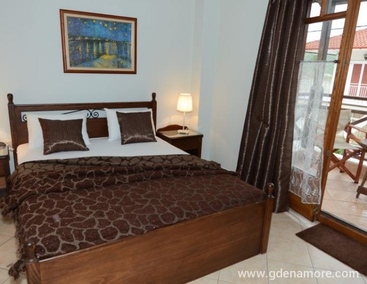 xenonas-nostos-rooms-ammouliani-athos-2-bed-room-n