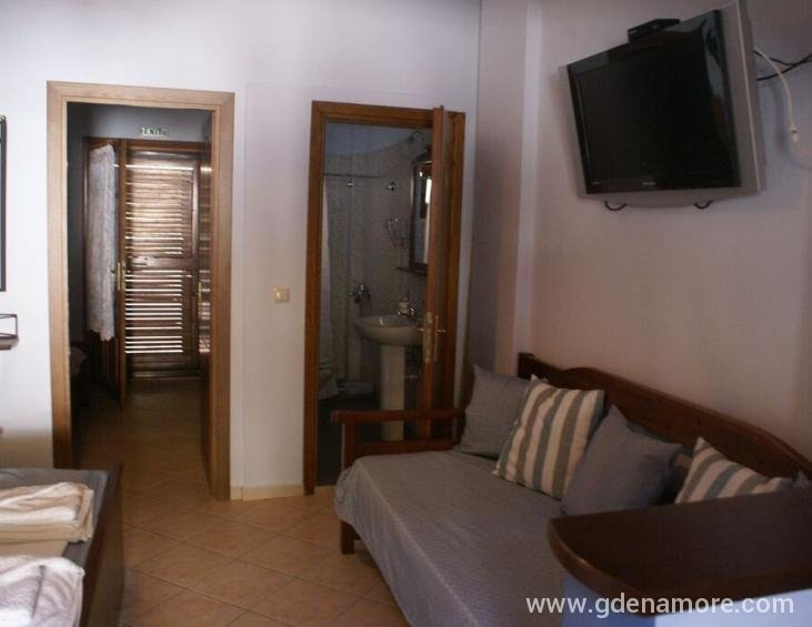 xenonas-nostos-rooms-ammouliani-athos-5-bed-apartm