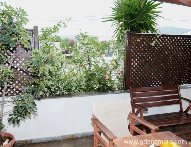 xenonas-nostos-rooms-ammouliani-athos-5-bed-apartm