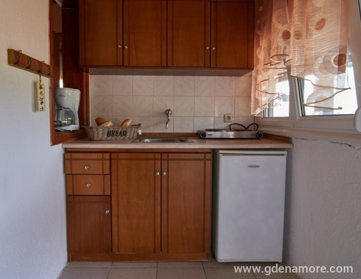 aggelina-house-sykia-sithonia-4-bed-studio-22-7