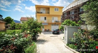 Apartmani Busola, privatni smeštaj u mestu Tivat, Crna Gora