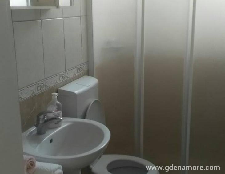 IMG-1ce41a6bd5c83aa7b6aa85942886a4b2-V