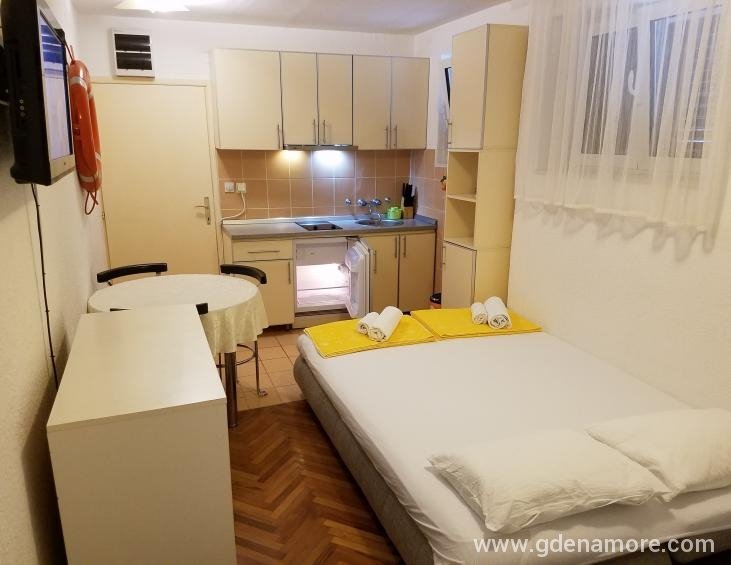 004 Apartman - Kompas