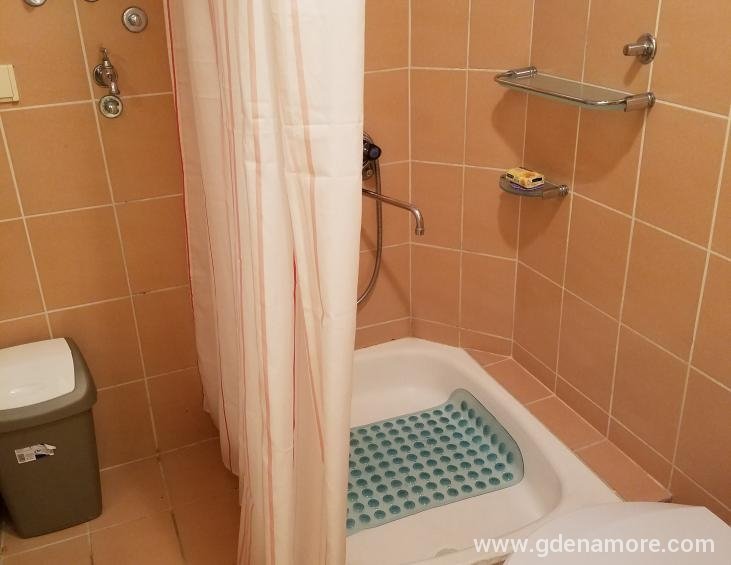 007 Apartman - Kompas