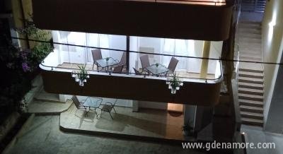 Apartmani Čantić, privatni smeštaj u mestu Dobre Vode, Crna Gora