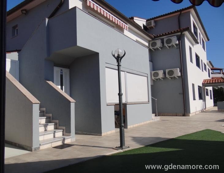 pogled na Villa Bubi