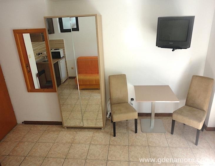IMG-4b3fafcbd6664ae2484e88089e8baedc-V