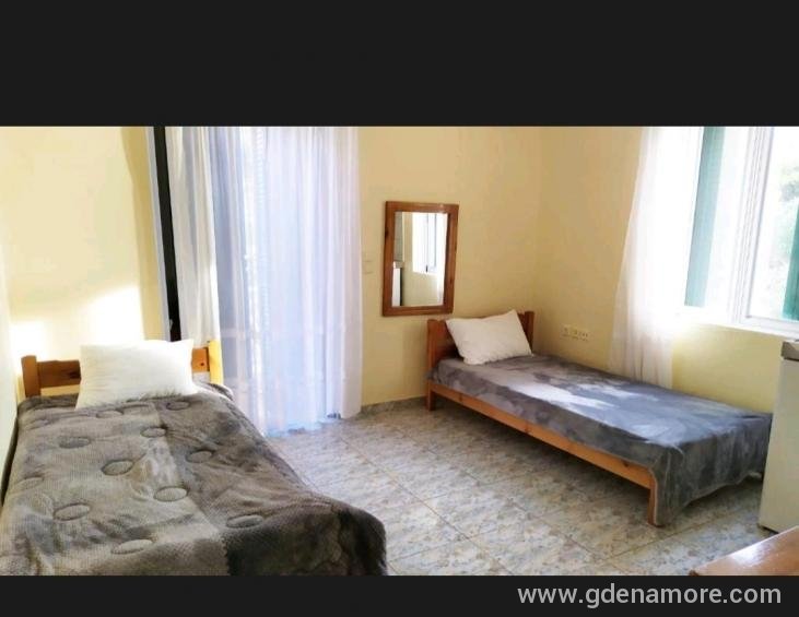 Screenshot_2021-10-04-18-22-40-614_com.booking