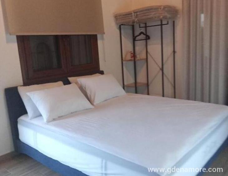 ellis-onar-studios-sykia-sithonia-17