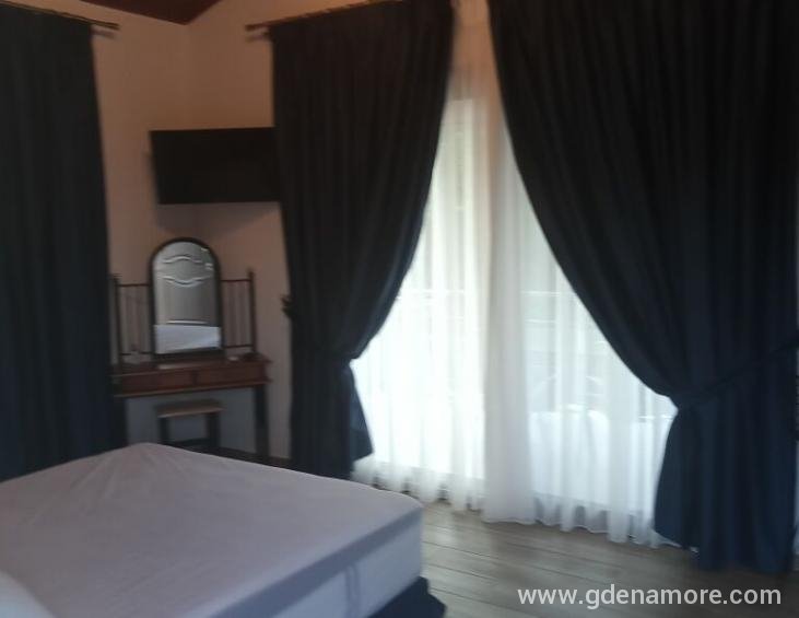 ellis-onar-studios-sykia-sithonia-30