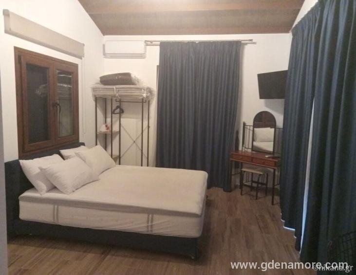 ellis-onar-studios-sykia-sithonia-33