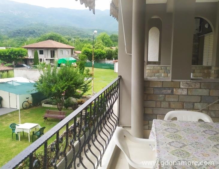 balcony apartment 3pax-2+2pax