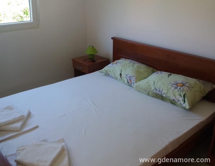 Dvosobni apartman (soba 2)