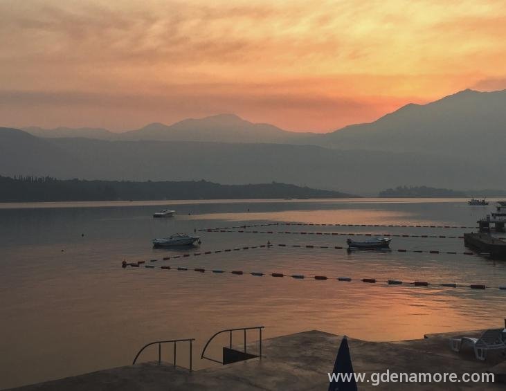 Kaludjerovina, Tivat, Smestaj, Letovanje, Crna Gor