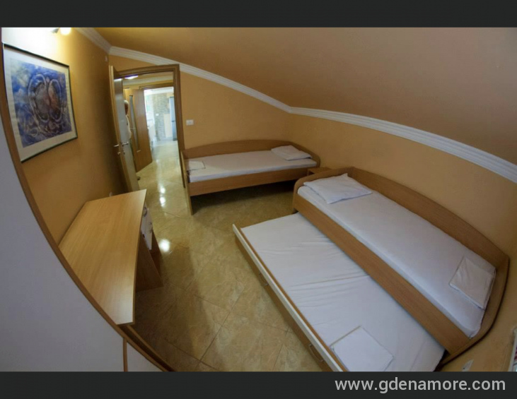 24032C3D-E225-4653-97BD-5BA48B814AAC