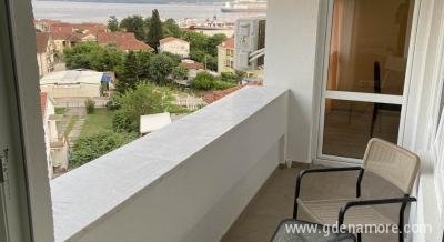 Bulaja Apartman, privatni smeštaj u mestu Bijela, Crna Gora
