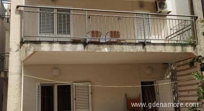  Apartmani Ana, privatni smeštaj u mestu Petrovac, Crna Gora