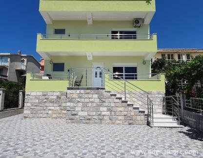Meli Apartman, privatni smeštaj u mestu Krimovica, Crna Gora - 20230717_114758