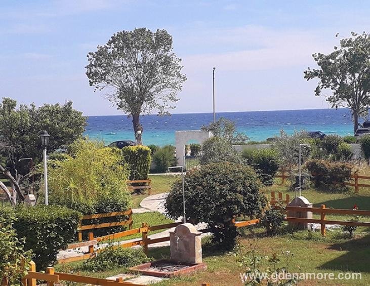 Mykoniatika-Resort-Seaside-Villas-02
