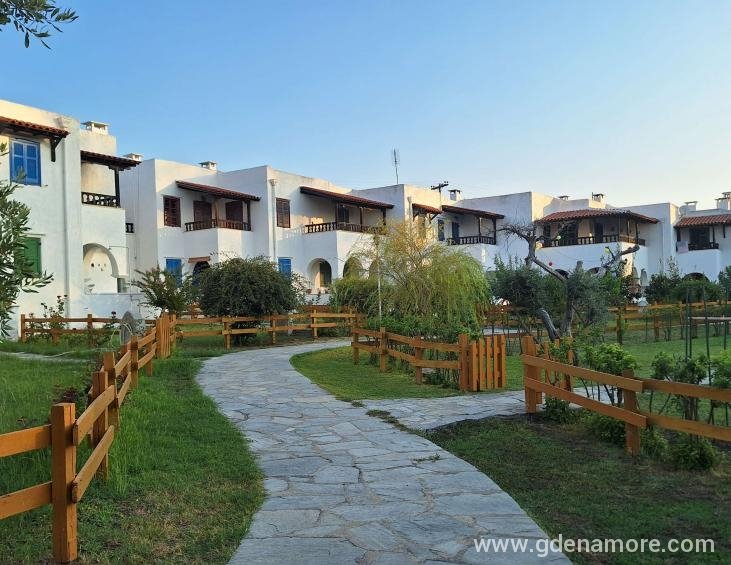 Mykoniatika-Resort-Seaside-Villas-07