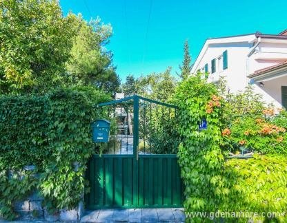 Apartman Lara, privatni smeštaj u mestu Bijela, Crna Gora - IMG_5492