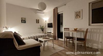 ☀️ ️Apartmani Galeb, privatni smeštaj u mestu Igalo, Crna Gora