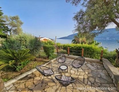 Suncani Skalini -Beachfront Retreat,20m od mora, privatni smeštaj u mestu Herceg Novi, Crna Gora - viber_image_2024-07-02_22-38-39-205