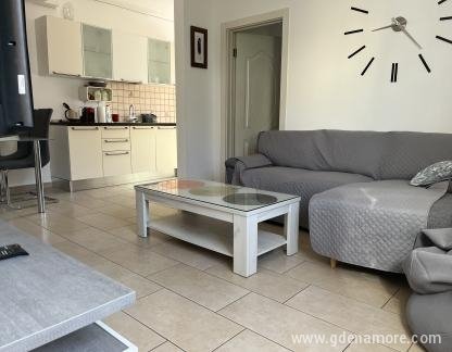 Apartma Erika, zasebne nastanitve v mestu Tivat, Črna gora - IMG_9051