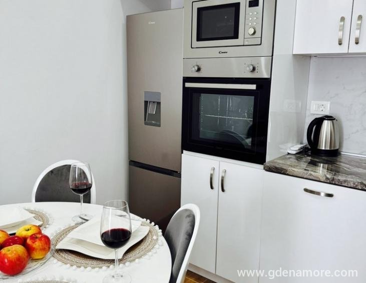 Apartmani-Lazarina-Susanj-apartman.me00024