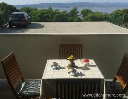Apartmani Ursić, privatni smeštaj u mestu Brela, Hrvatska - Studio 2+2 terasa