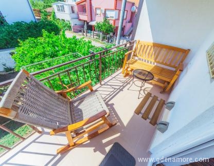 Apartmani Lilić, privatni smeštaj u mestu Donji Štoj, Crna Gora - Terasa