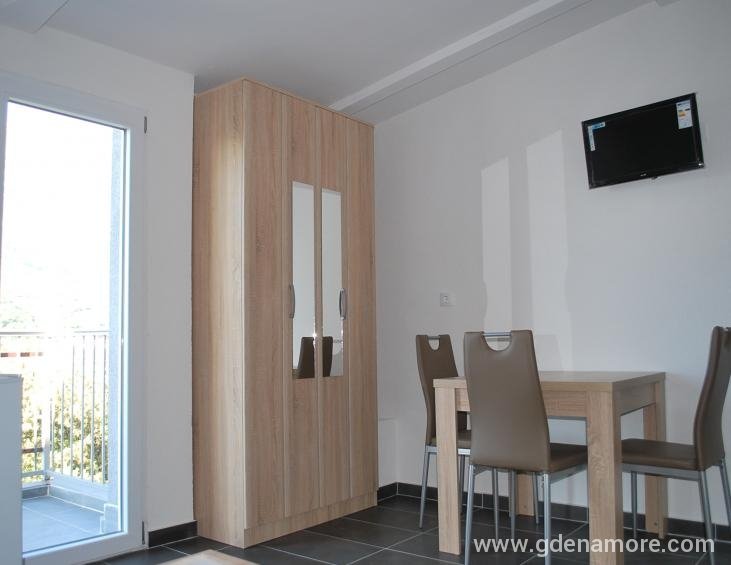 Apartman 6
