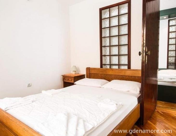 porodicni-apartman-budva-4