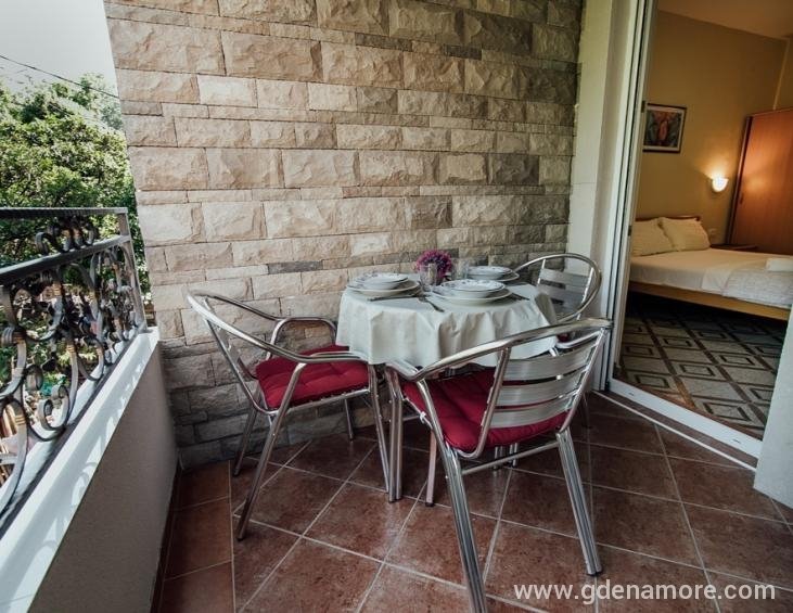 Apartman no. 4