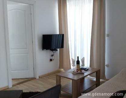 MIA apartmani, privatni smeštaj u mestu Šušanj, Crna Gora - 20190610_120448