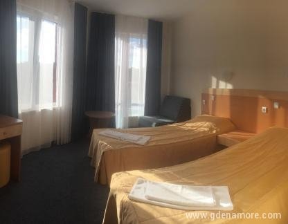 Семеен Хотел Съндей, Magán szállás a községben Kiten, Bulgária - double room