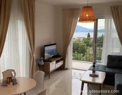 Βίλα Τζούλια, ενοικιαζόμενα δωμάτια στο μέρος Baošići, Montenegro - B369192F-CA1C-4E33-B30D-7BDD995356B4