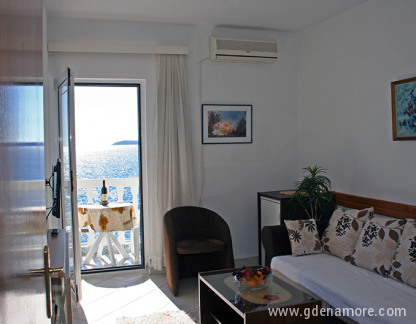 GALIJA apartmani/sobe, privatni smeštaj u mestu Herceg Novi, Crna Gora - A 1 (APARTMANI GALIJA, Herceg Novi)