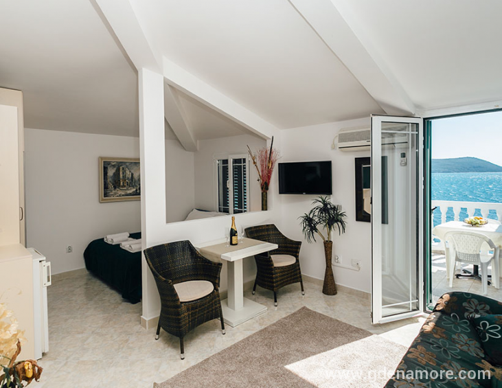 A 3 (APARTMANI GALIJA, Herceg Novi)