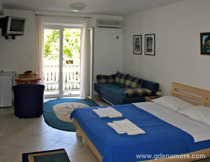 Apartman 2 - I sprat (CASA M&amp;amp;amp;S, Petrov