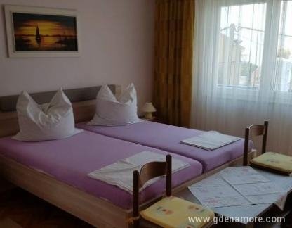 Villa Petra u Crikvenici , privatni smeštaj u mestu Crikvenica, Hrvatska - APP-1-1