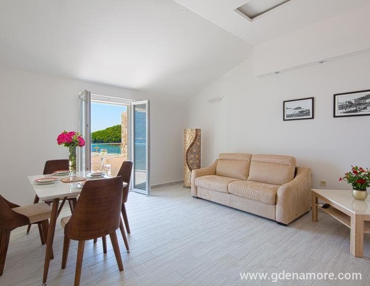 apartman 8-dnevna soba