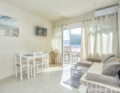  Apartmaji Milanović, zasebne nastanitve v mestu Kumbor, Črna gora - 6d09882