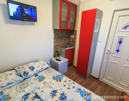 Βίλα "ALBY", ενοικιαζόμενα δωμάτια στο μέρος Dobre Vode, Montenegro - 10