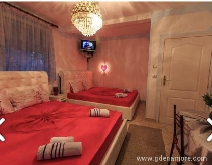 Βίλα "ALBY", ενοικιαζόμενα δωμάτια στο μέρος Dobre Vode, Montenegro - 4